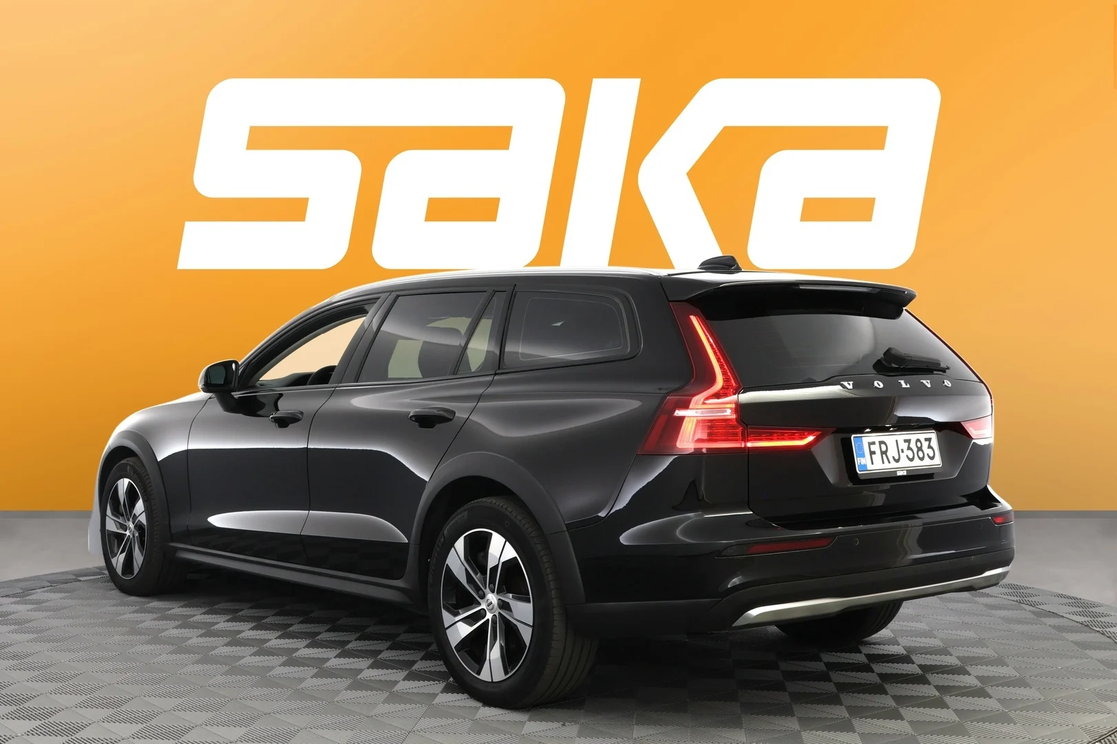 Car Image - 2KHXKG86YLICVrWQTo1RHF