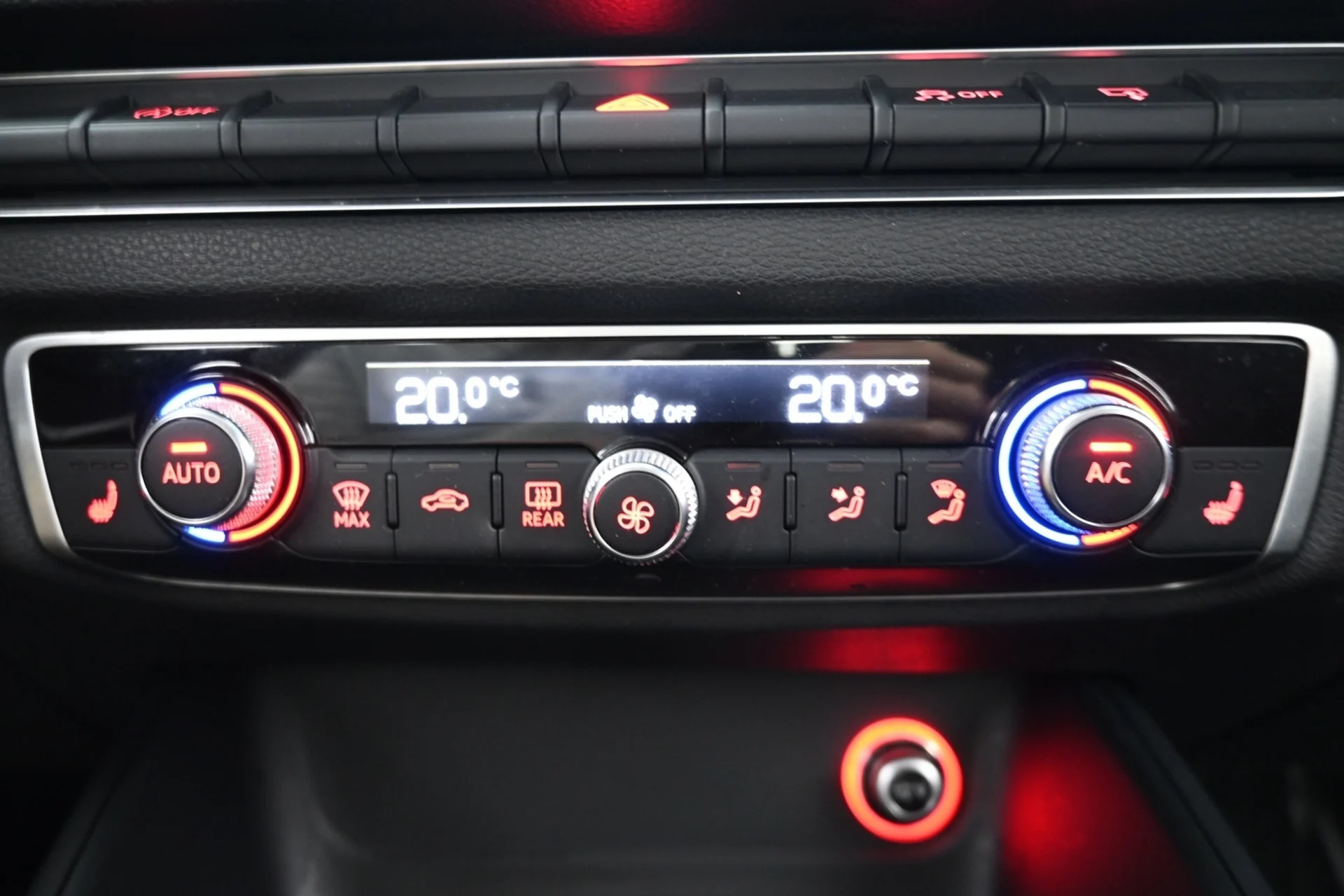 Car Image - 625RYiGndXAin4ePN72yER