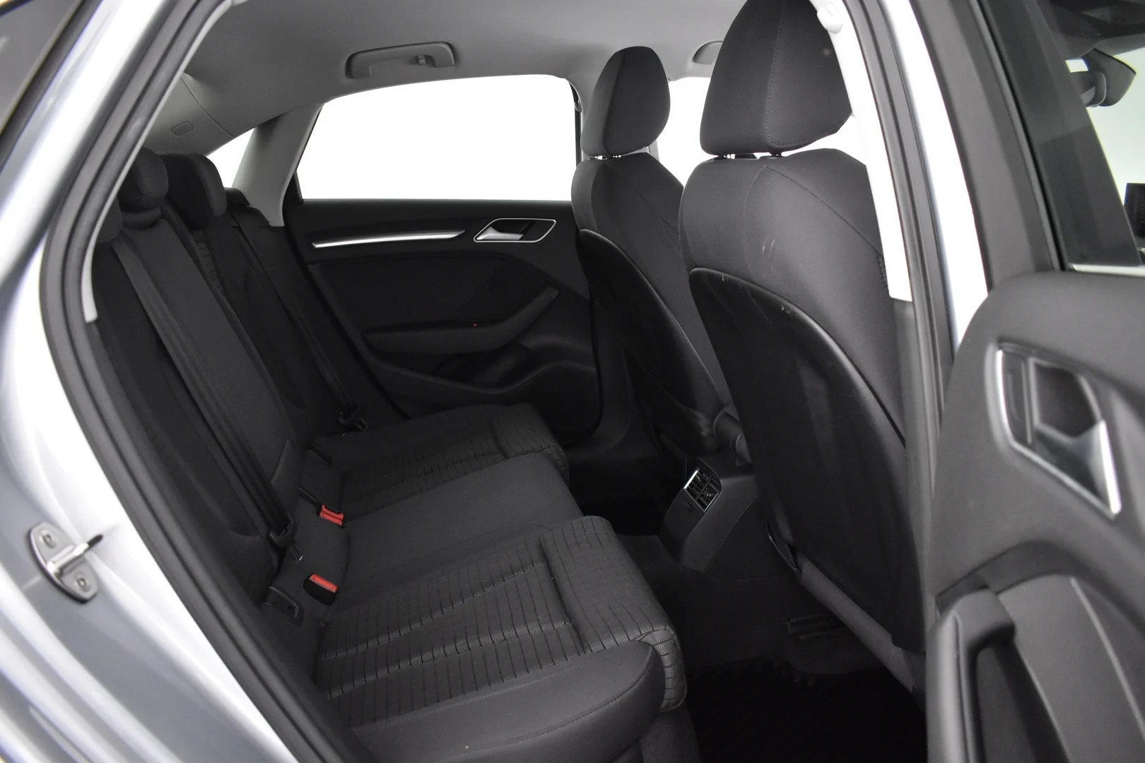 Car Image - 7GAiAaJripgpHOS5N2KVvM
