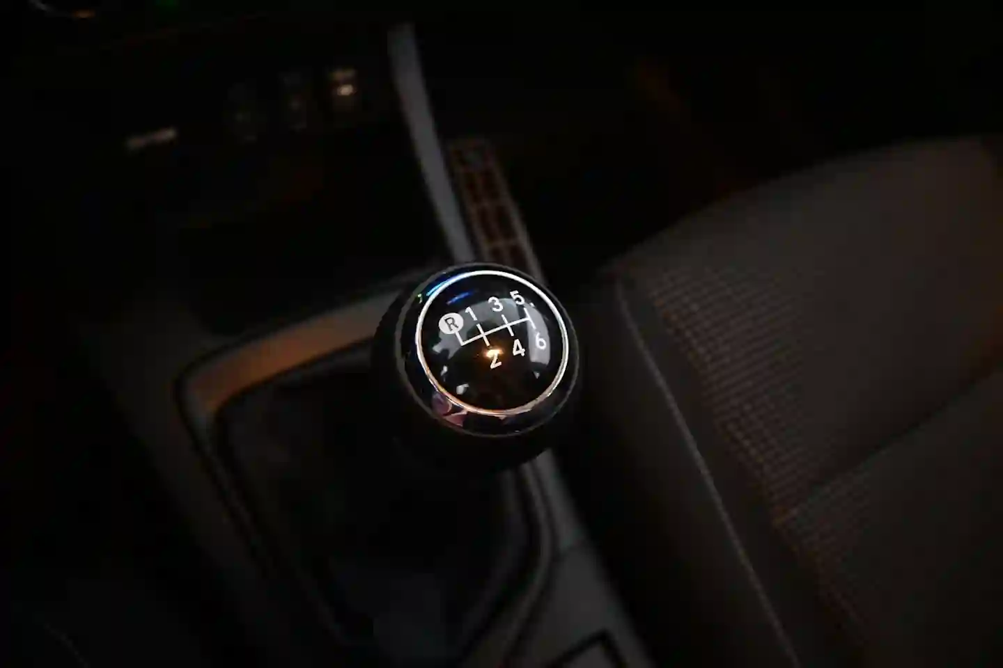 Car Image - 1FgCoj7BS8nRP833VPyLqE