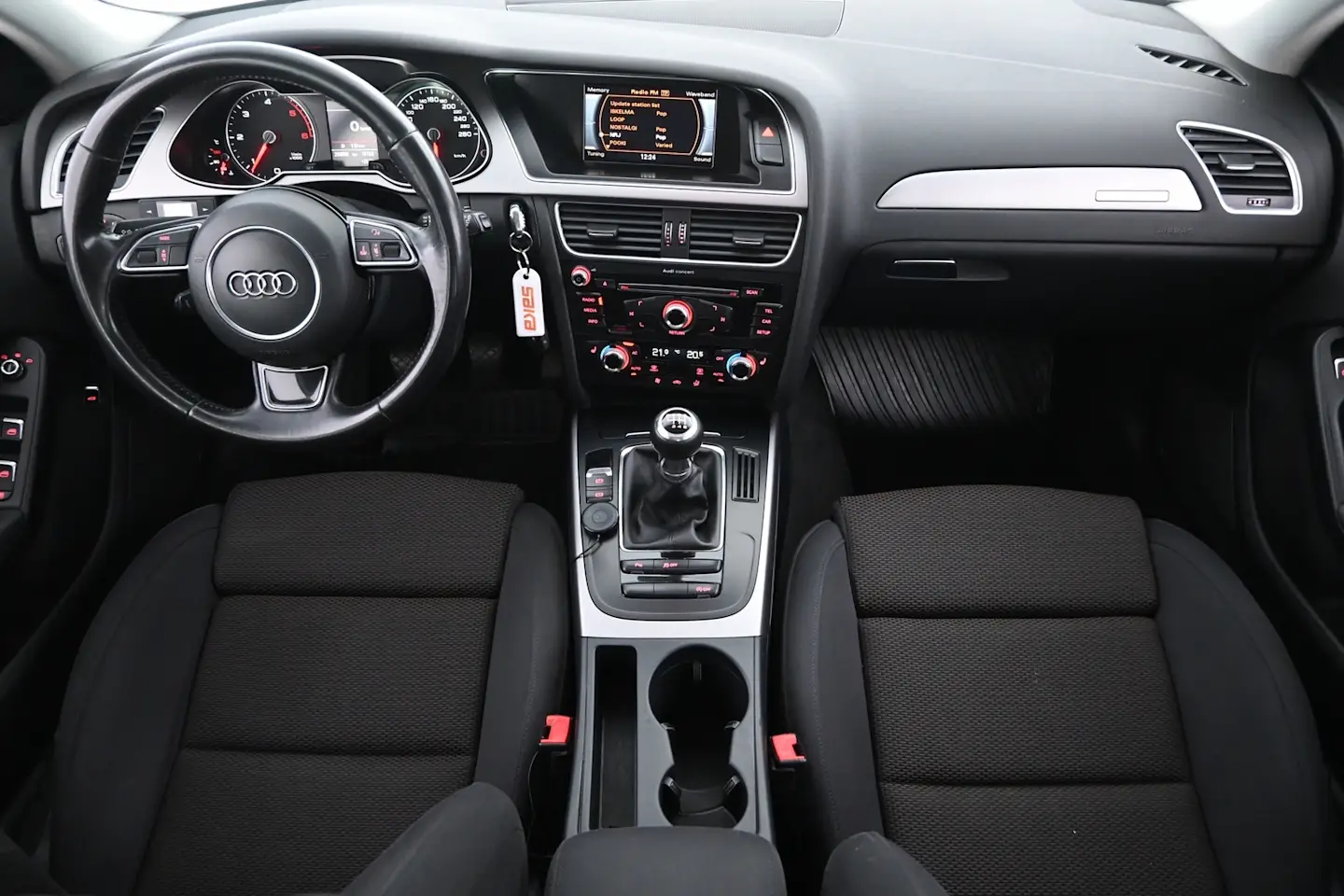 Car Image - 3d0oPXRVwC9kZD5oR6Y4dM