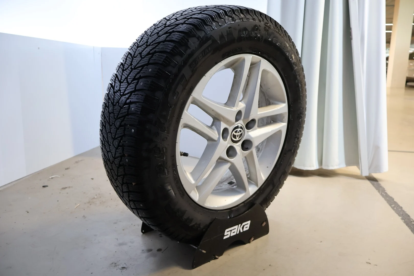 Car Image - 4sA1RRF9vCLjp9DA9igqgD