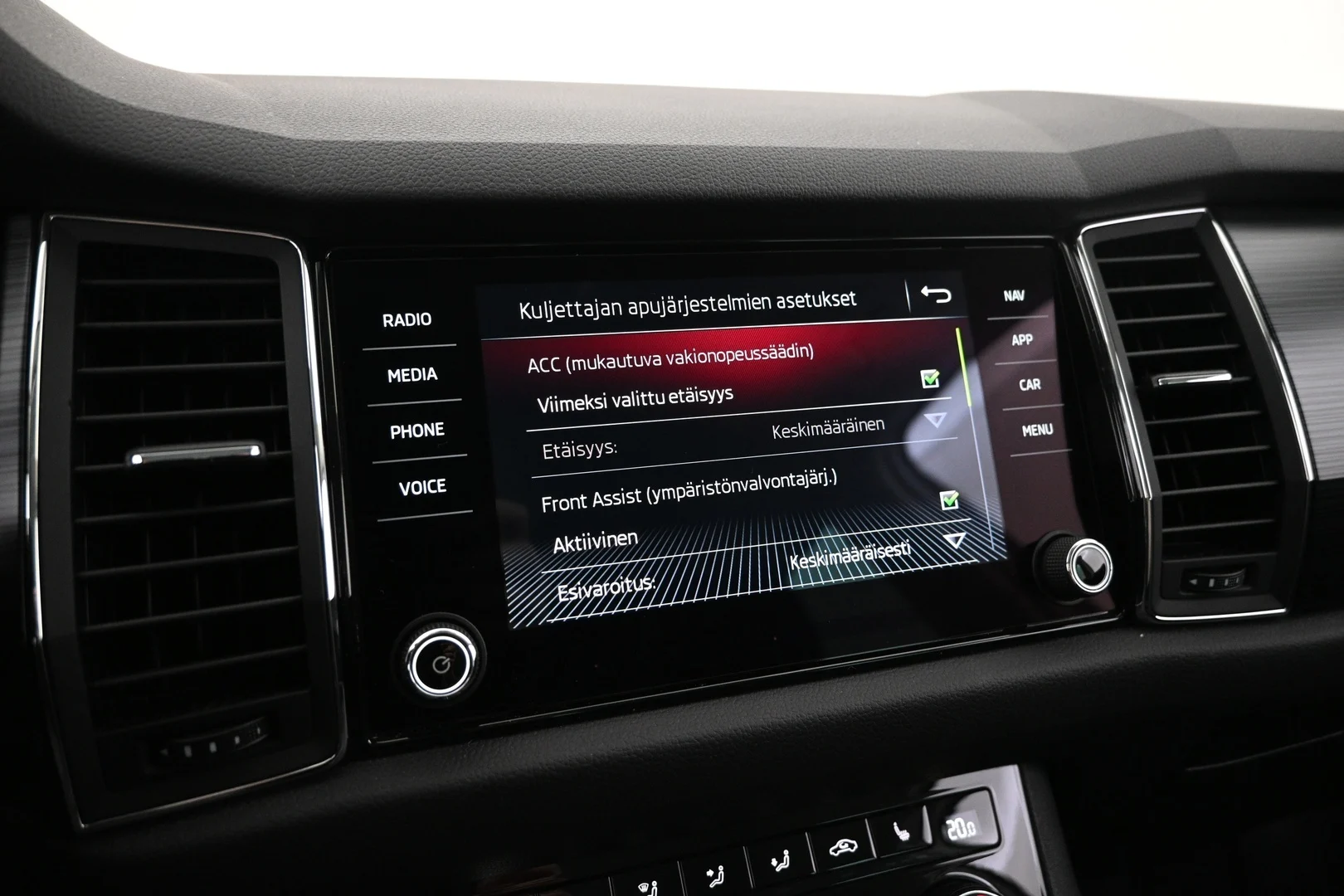 Car Image - 1uvIyXhrzgIc2SwhIRrDkF