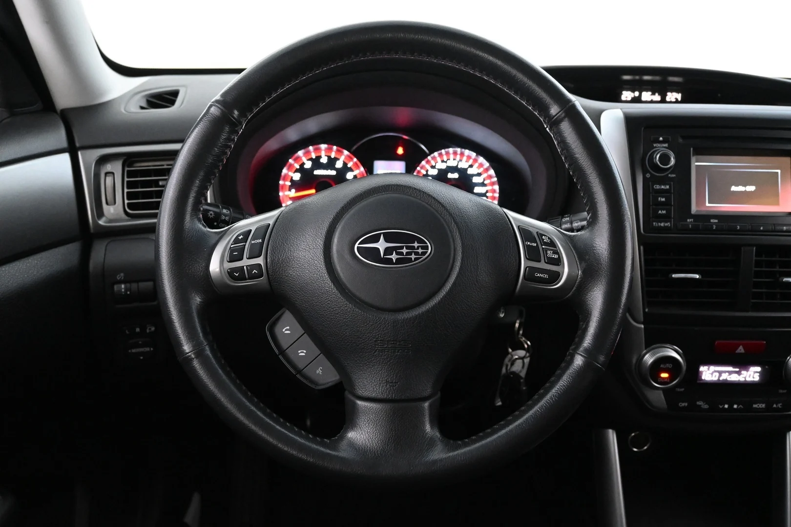 Car Image - 4FyBTyV4ytKVxCUTx2DJrL