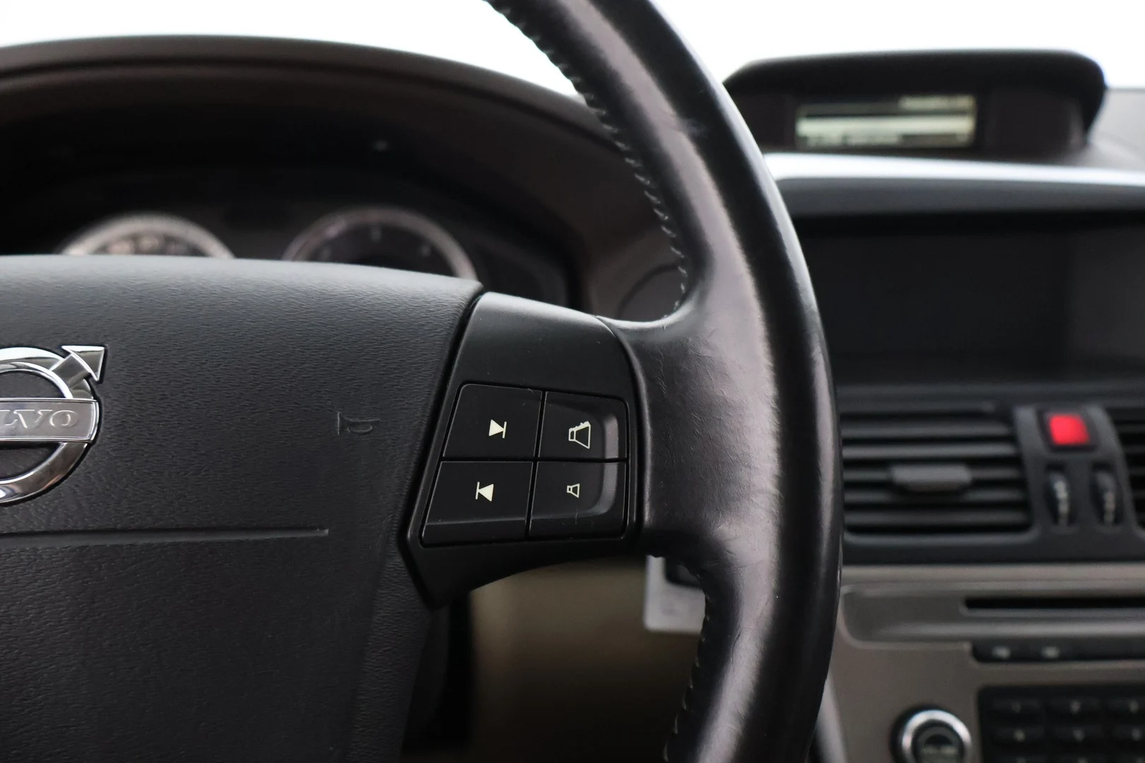 Car Image - 1xwDBhK7E2bxSTDJ1HoMGk