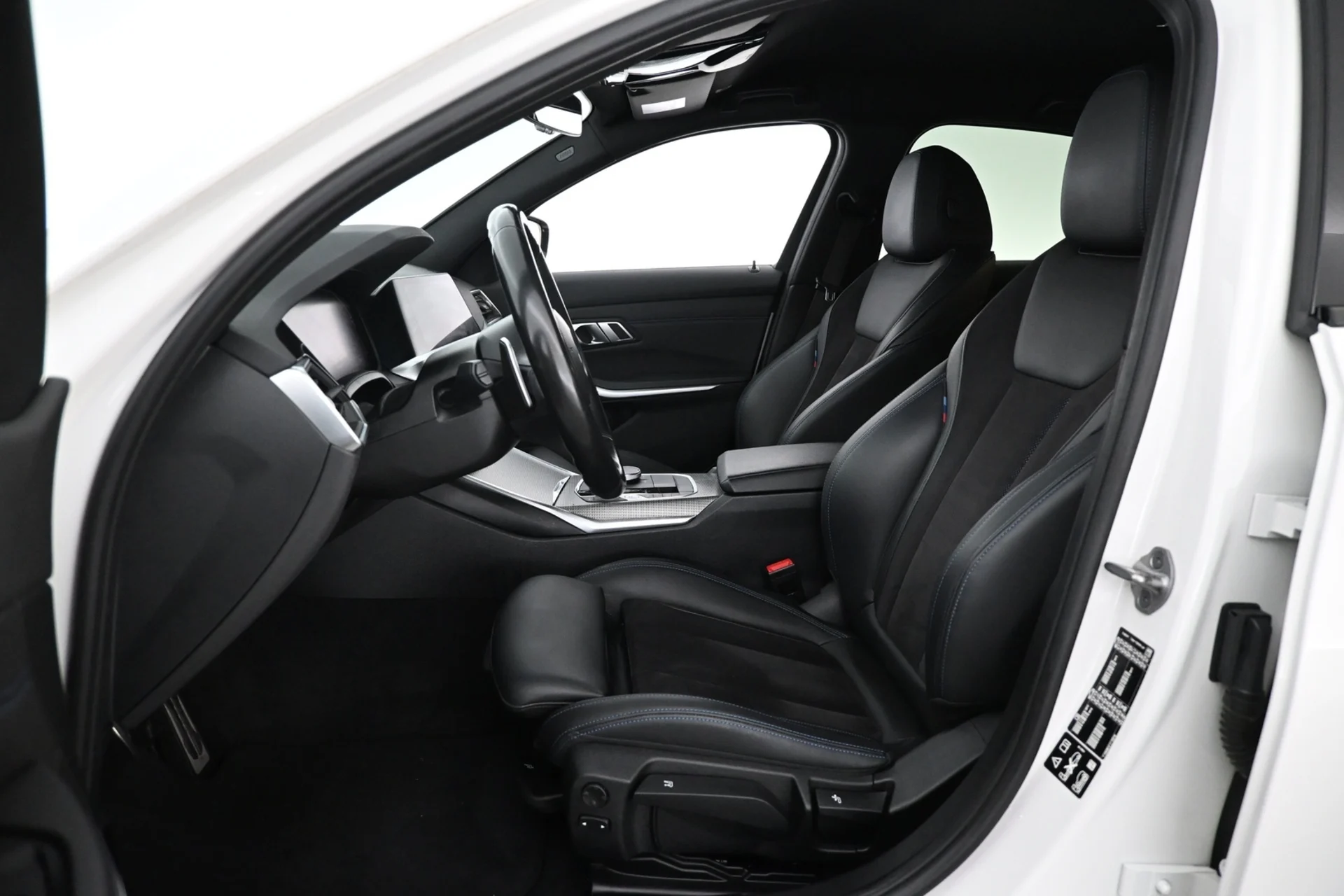 Car Image - 2ByL0vj2pSfJvTnE4gTZT