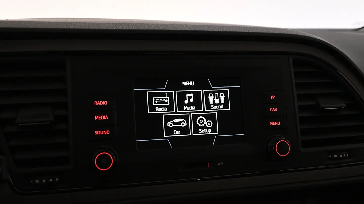 Car Image - eByIJunTuHnFHXqSKClMS