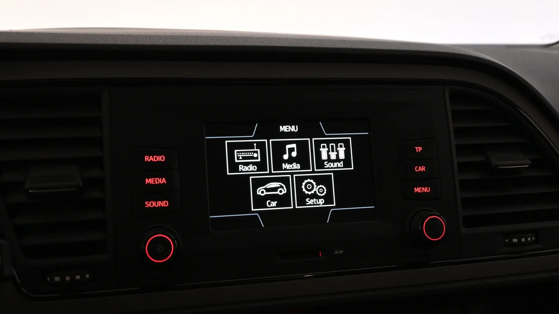 Car Image - eByIJunTuHnFHXqSKClMS