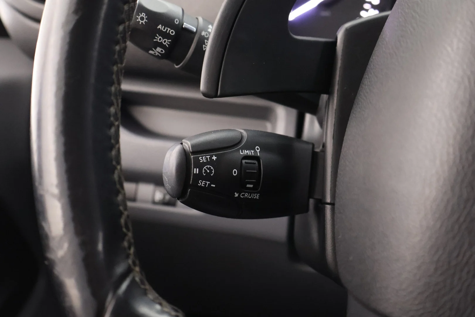 Car Image - liQJBSb5ch1MszkTW0sp0