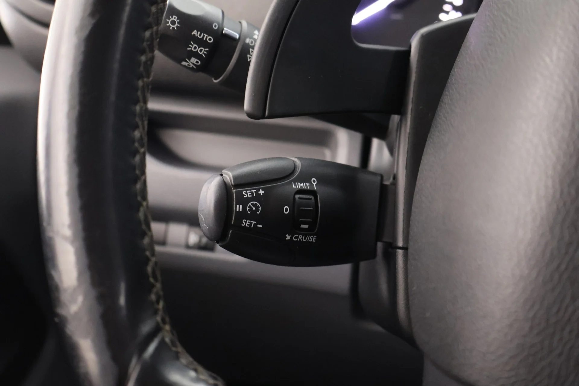 Car Image - liQJBSb5ch1MszkTW0sp0