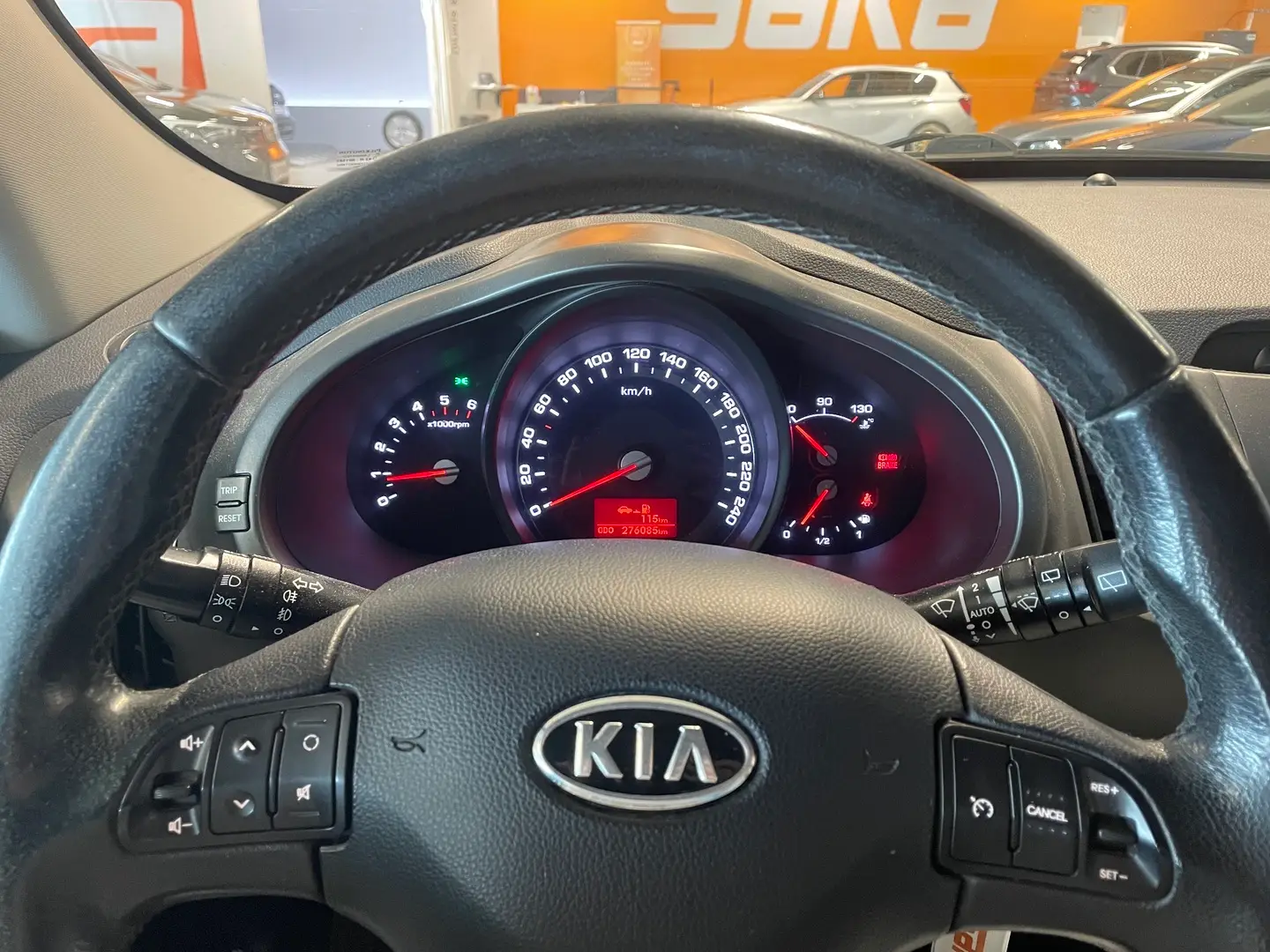 Car Image - 6raopTjJXkANRvoUD7Dd2R