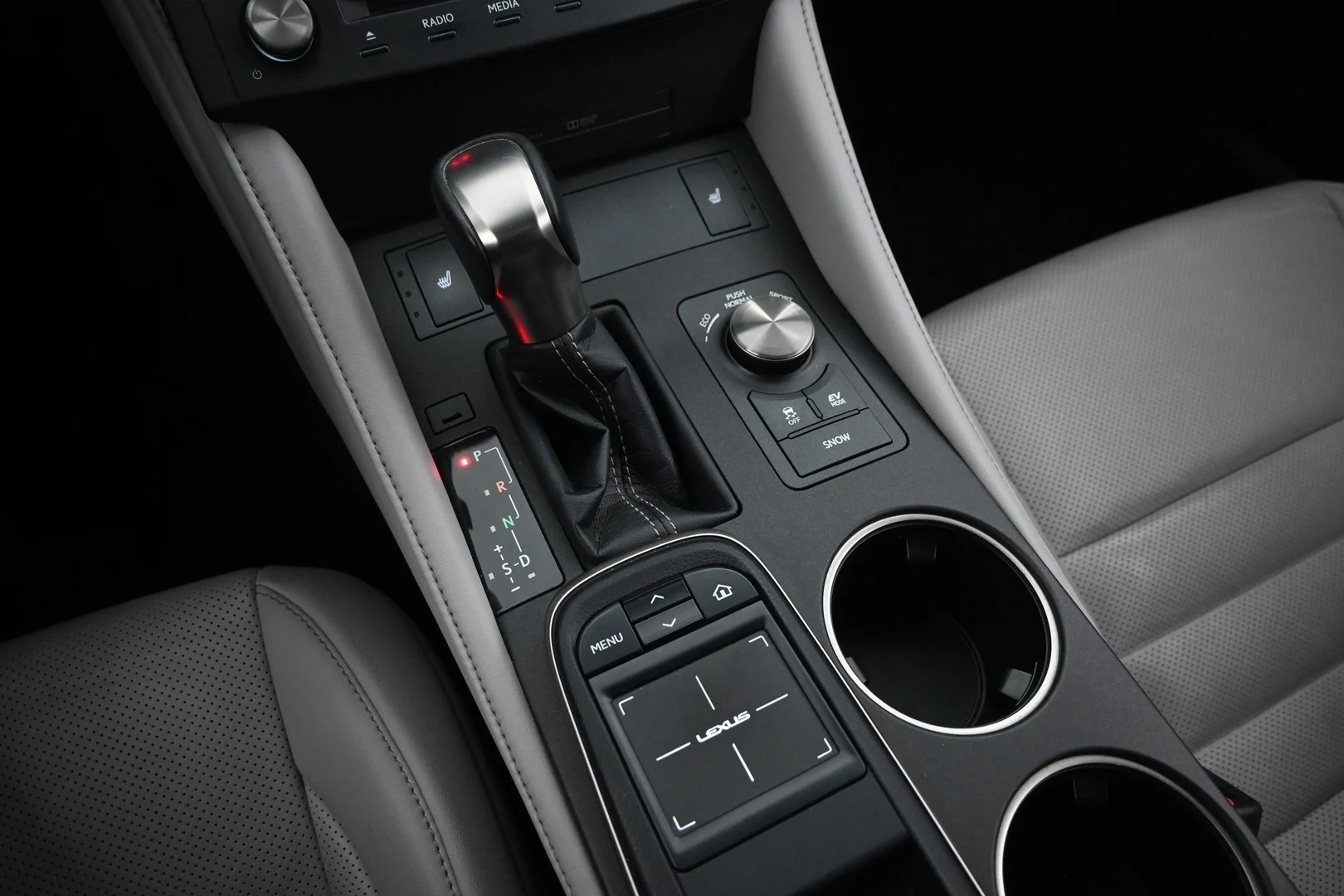 Car Image - 6kVA6FvrVDqAYJcdq6CEG1