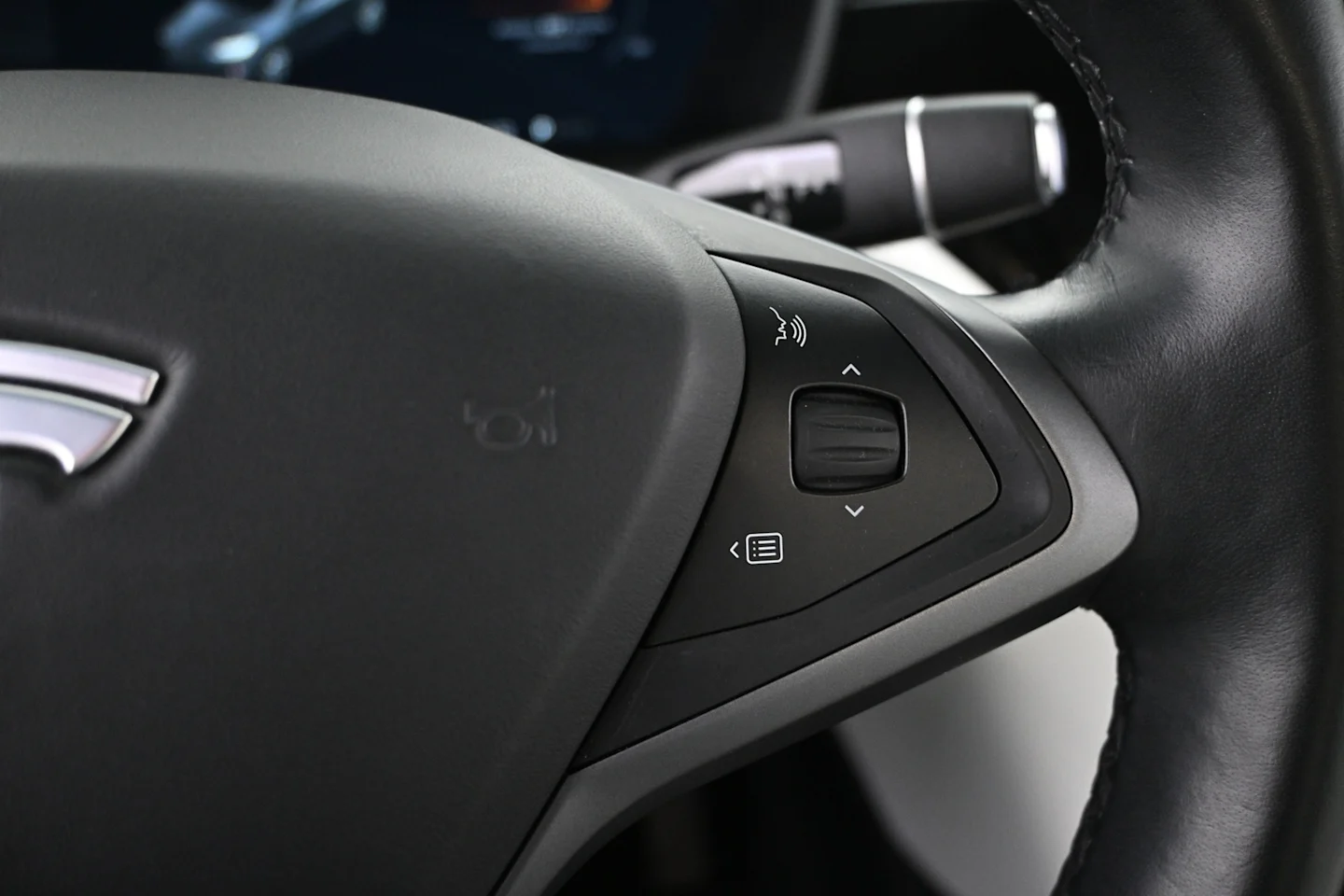 Car Image - 6wgkmkXncPQ3AyYF47vQZf