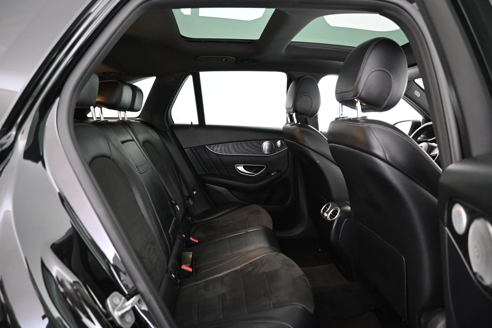 Car Image - 2OgfoTTBrKO9u5mjUTygZt