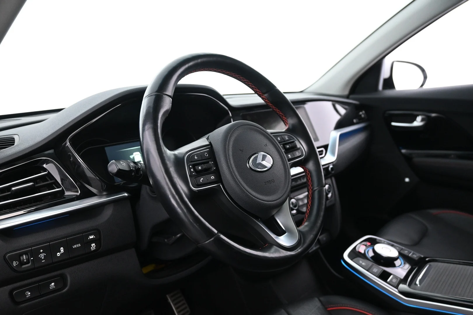 Car Image - 1Uaad4o6bjKxvJTGO0rbWy