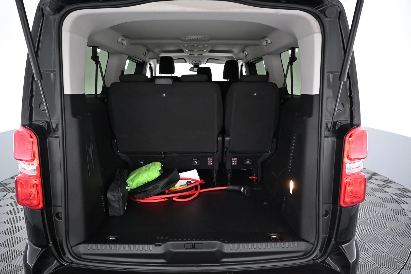 Car Image - 3TJGuZZD5VtEx3lYJr0GHa