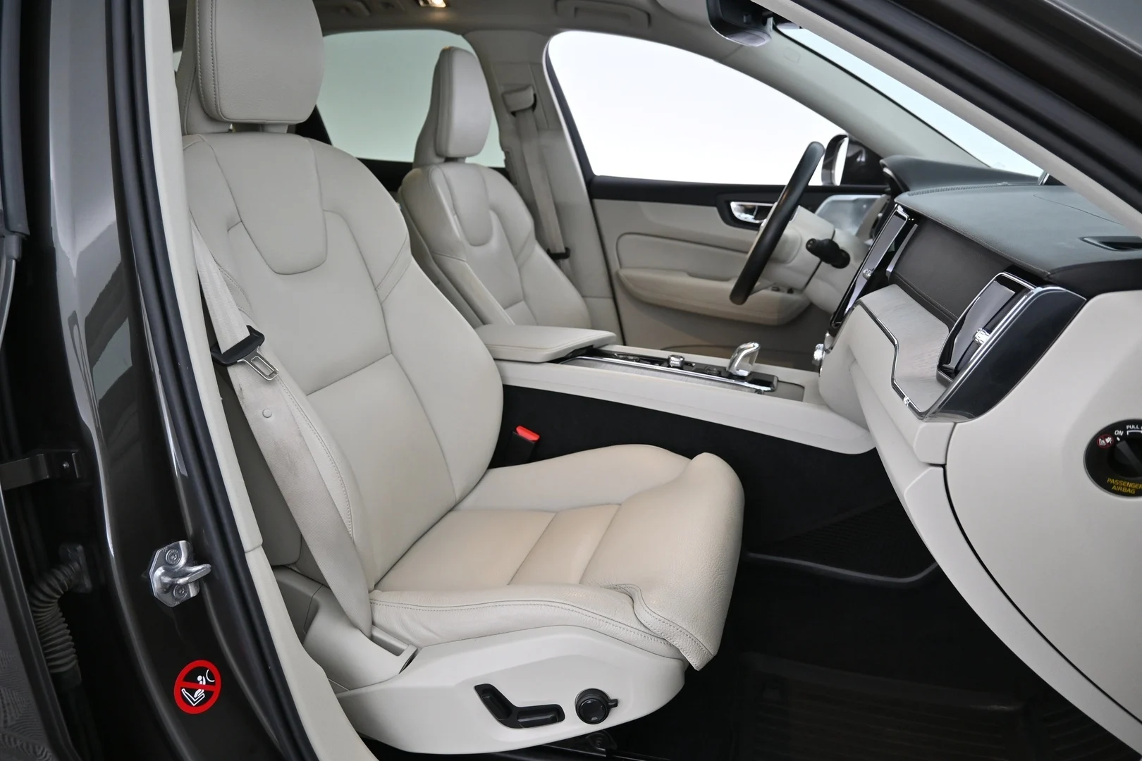 Car Image - 4l5fyjMg8WRkFRpiAcyhWr