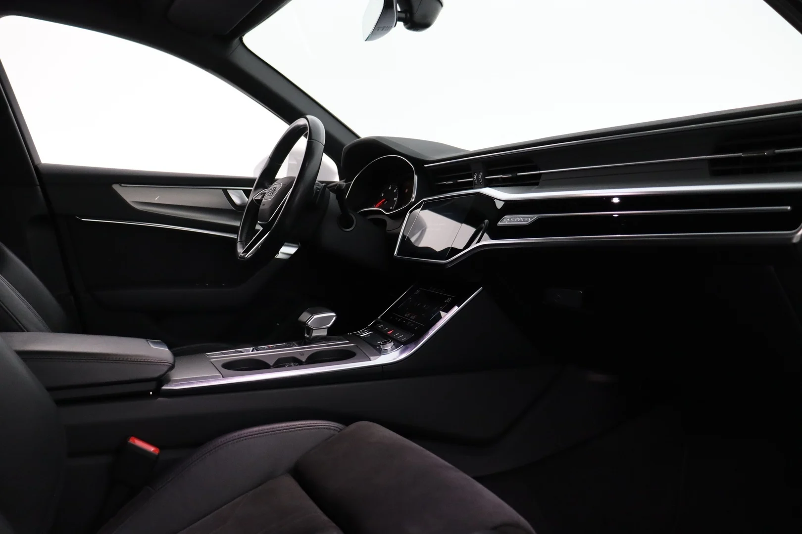 Car Image - 1Z5lSyUf84rmZEmj0agEGF