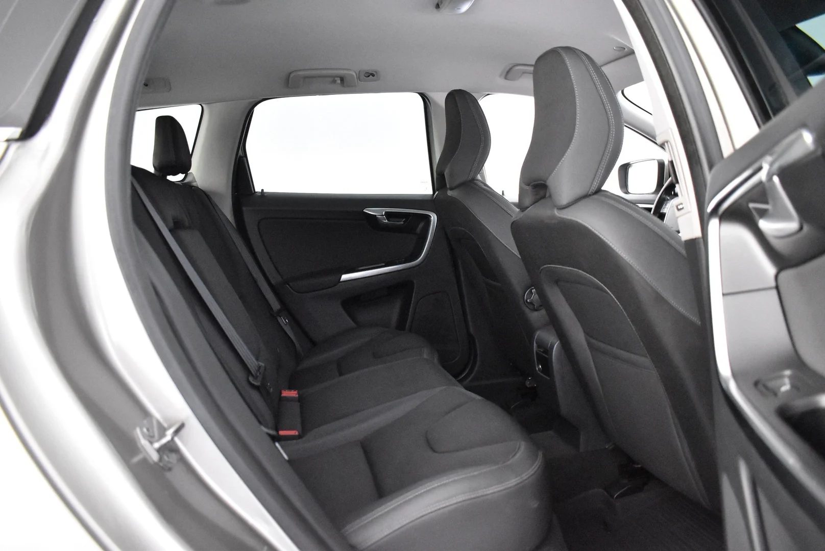 Car Image - 3ITpf6yDWynRYtDsob0IkG