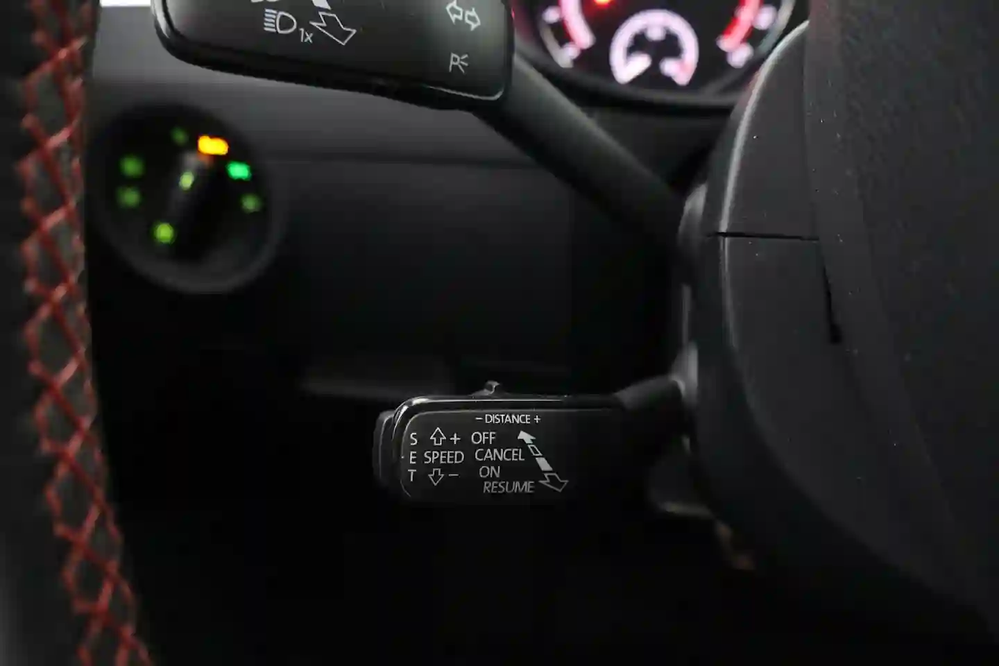 Car Image - MPrRYnI2XczWXDxOfvNVT