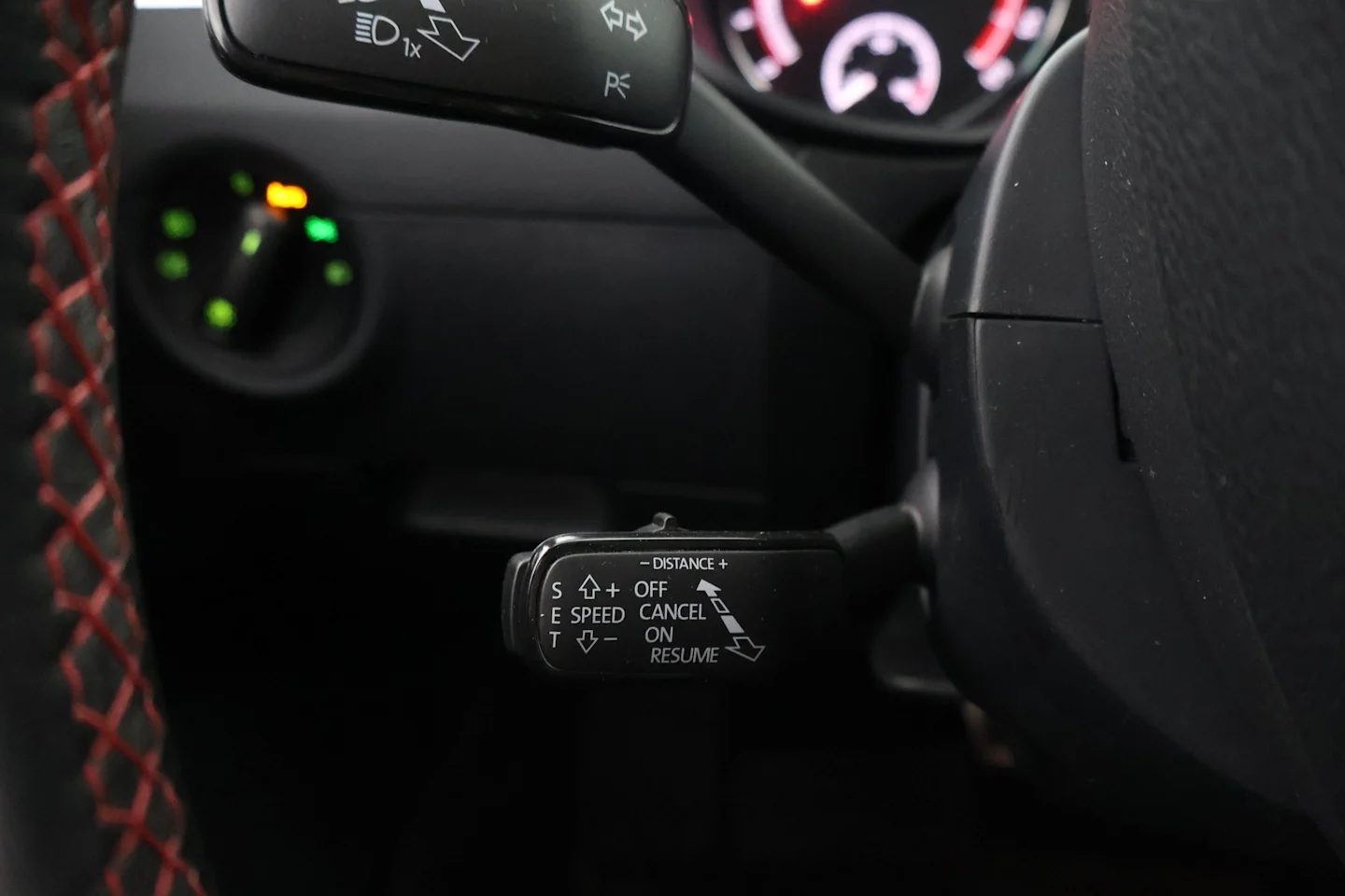 Car Image - MPrRYnI2XczWXDxOfvNVT