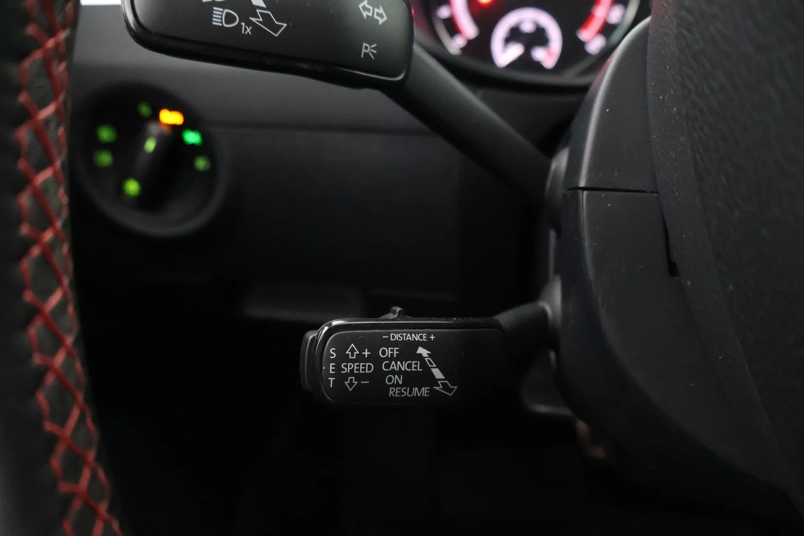 Car Image - MPrRYnI2XczWXDxOfvNVT