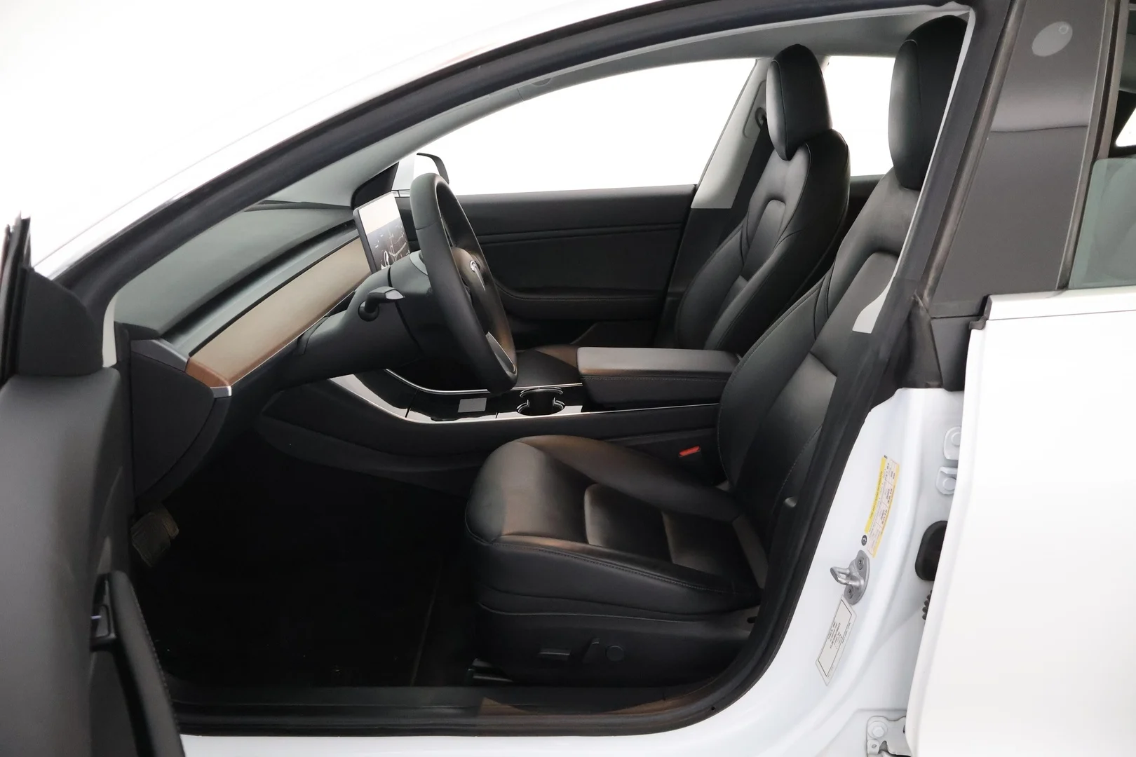 Car Image - 4X7ICr9ZoClmNLr22BkQMS