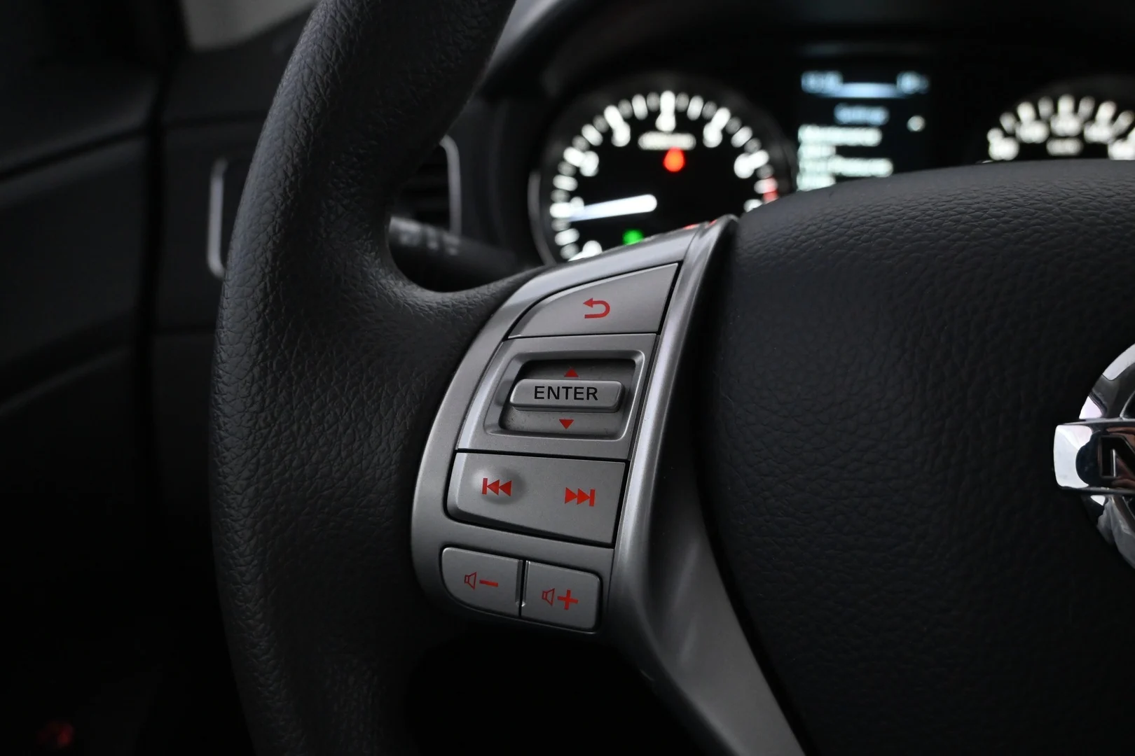 Car Image - 1jqjKhtNFGI14L1zQSkUw9