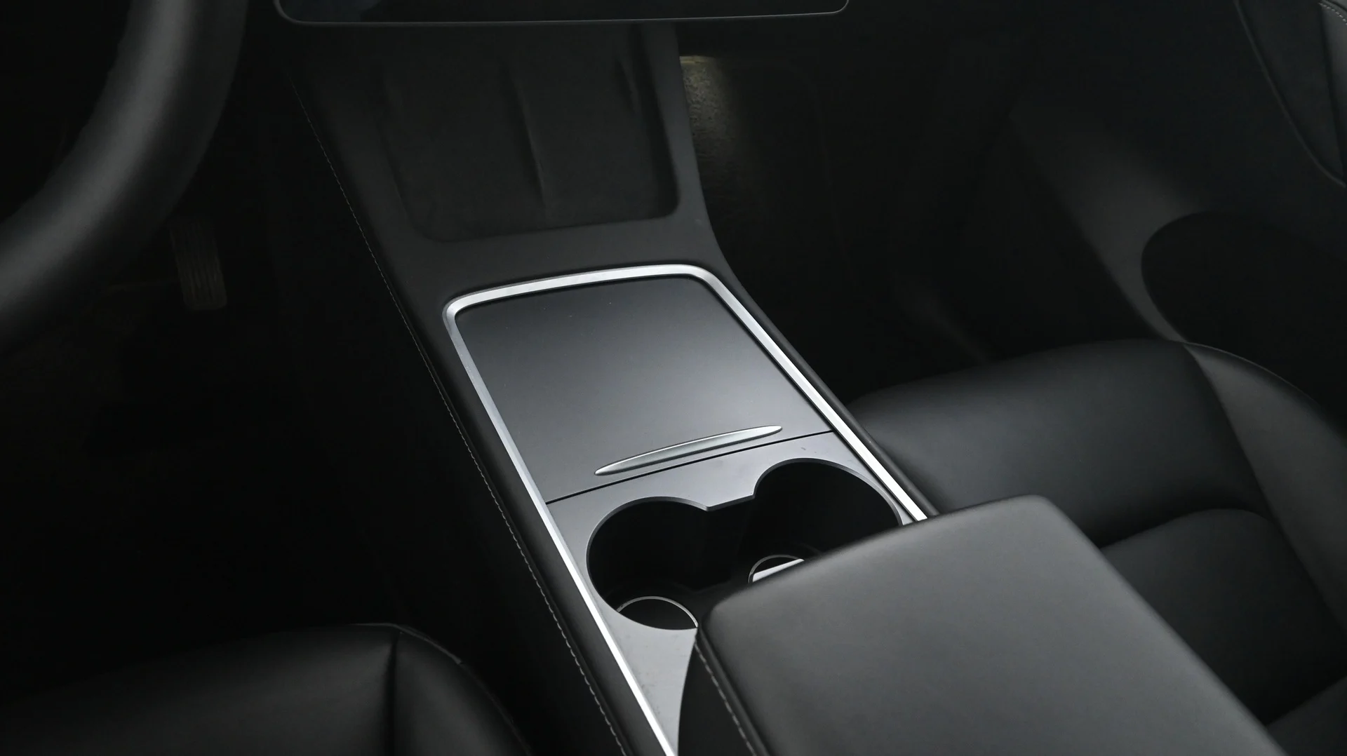 Car Image - 6xDqlUEvj3fXJQiQ4275jf