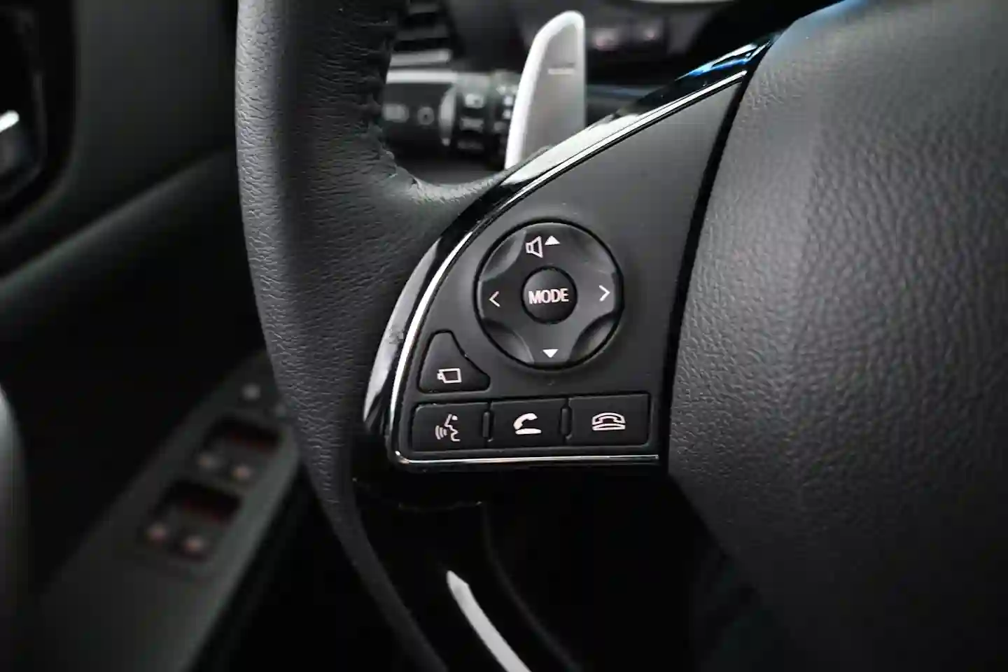 Car Image - 3raZM5CSLarTAEgBf48Rsl