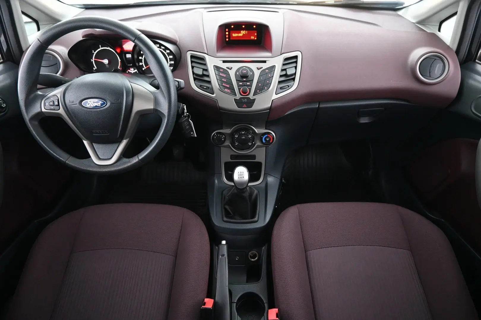 Car Image - 7uGBh4oV5MU3jVf1iRGScW
