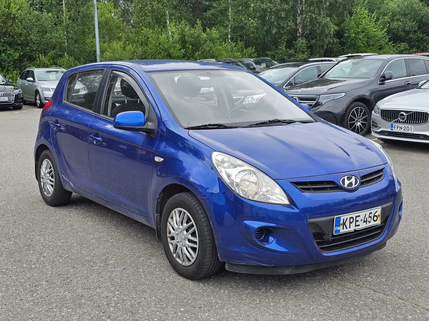 Car Image - 4Zg9pjDRYFOQXWDxy0I67u