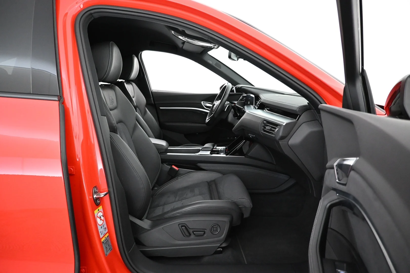 Car Image - 6o3T03baz5iYasDWG9Gsho