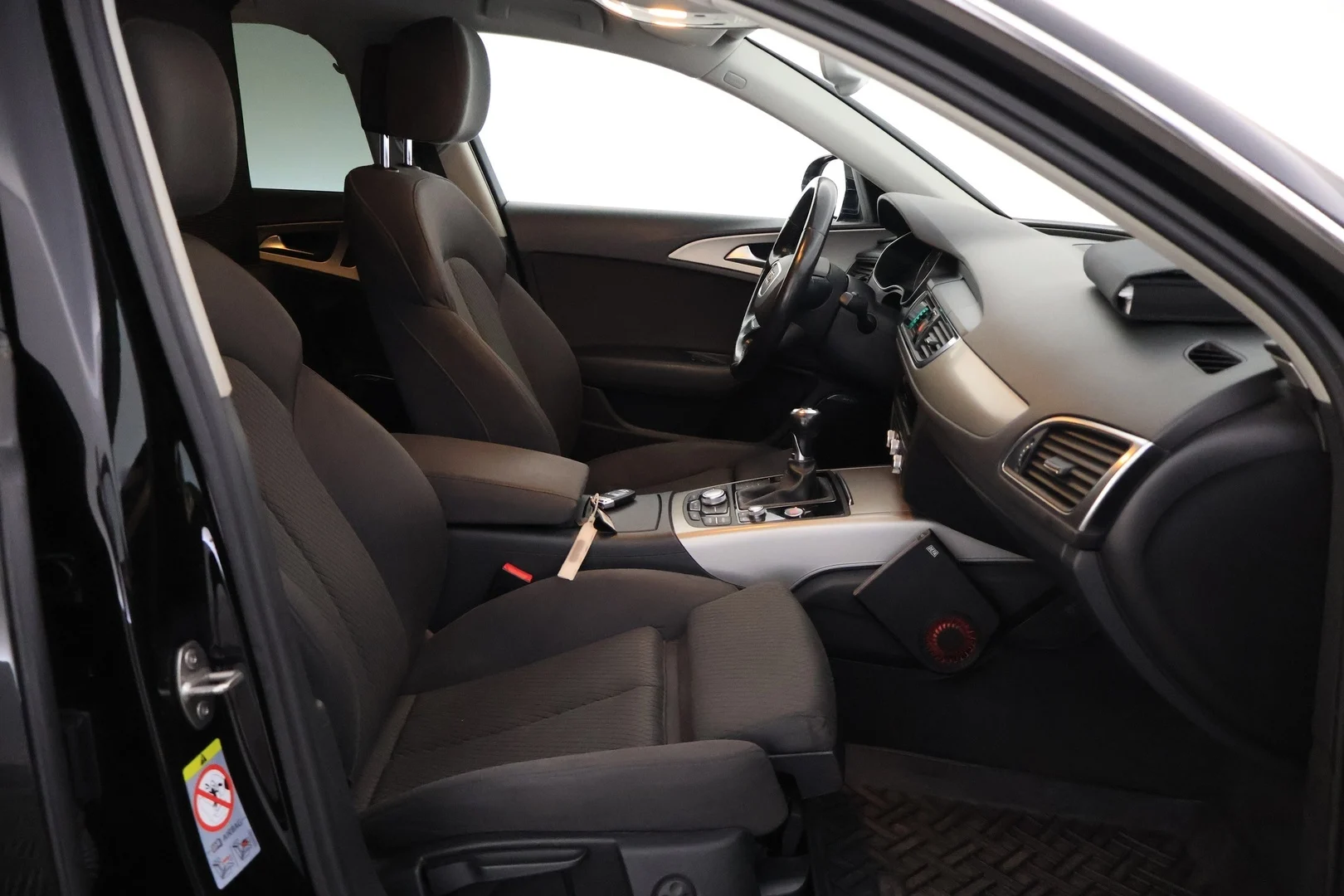 Car Image - 2pW4WHYZtA3bzAxe85B1EI