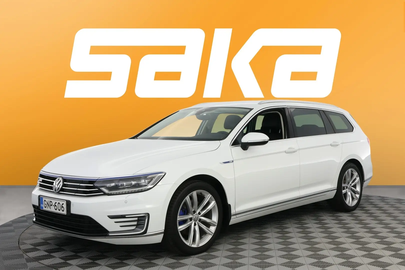 Car Image - 1o8sCdnmbrcMVy0y5wKjTi