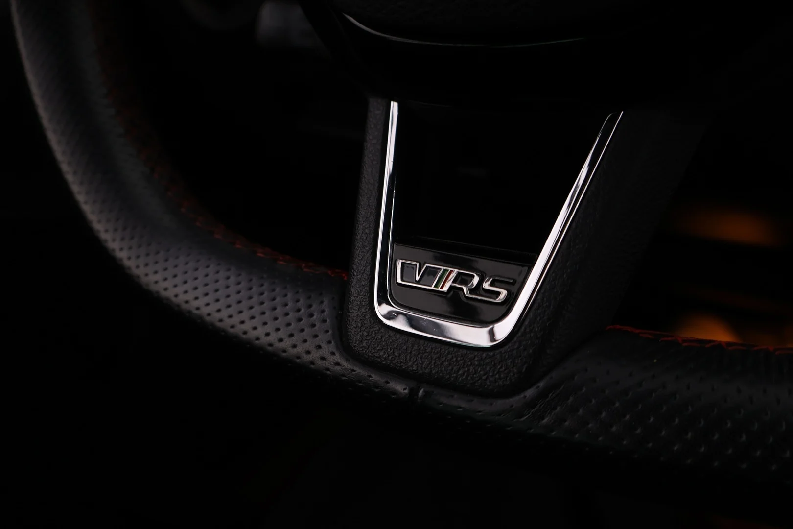 Car Image - 4sRUULHmLOjHc8s4tr56nn
