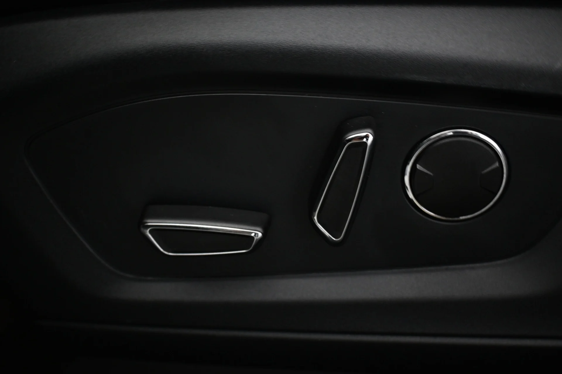 Car Image - 1A6Po6EOpPSO0r11lIlkkZ