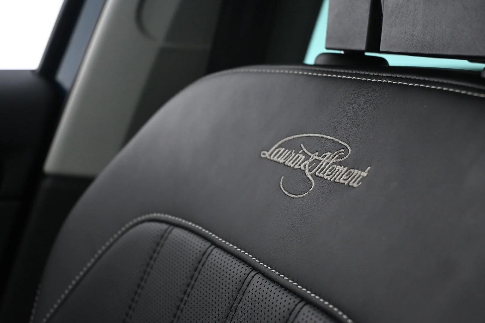 Car Image - 3luBQg5DFdaNvQyb7UHtwK