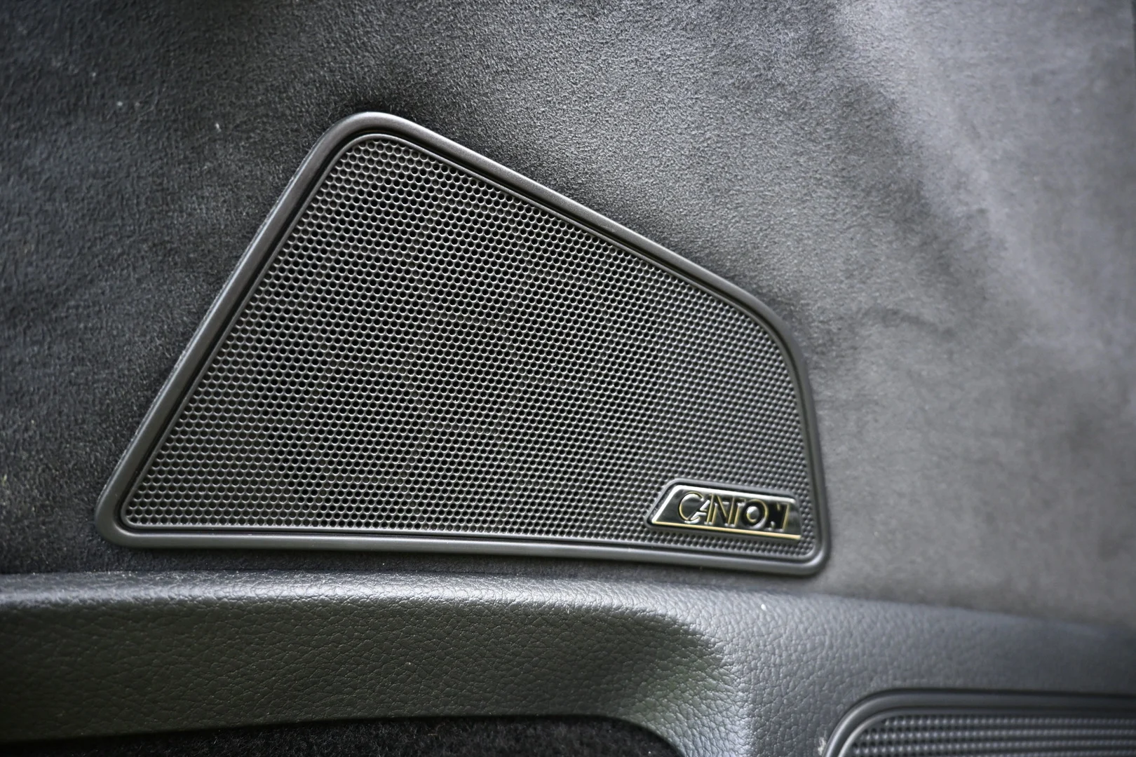 Car Image - 7h3yhLJrQbtcyubHcItx7m