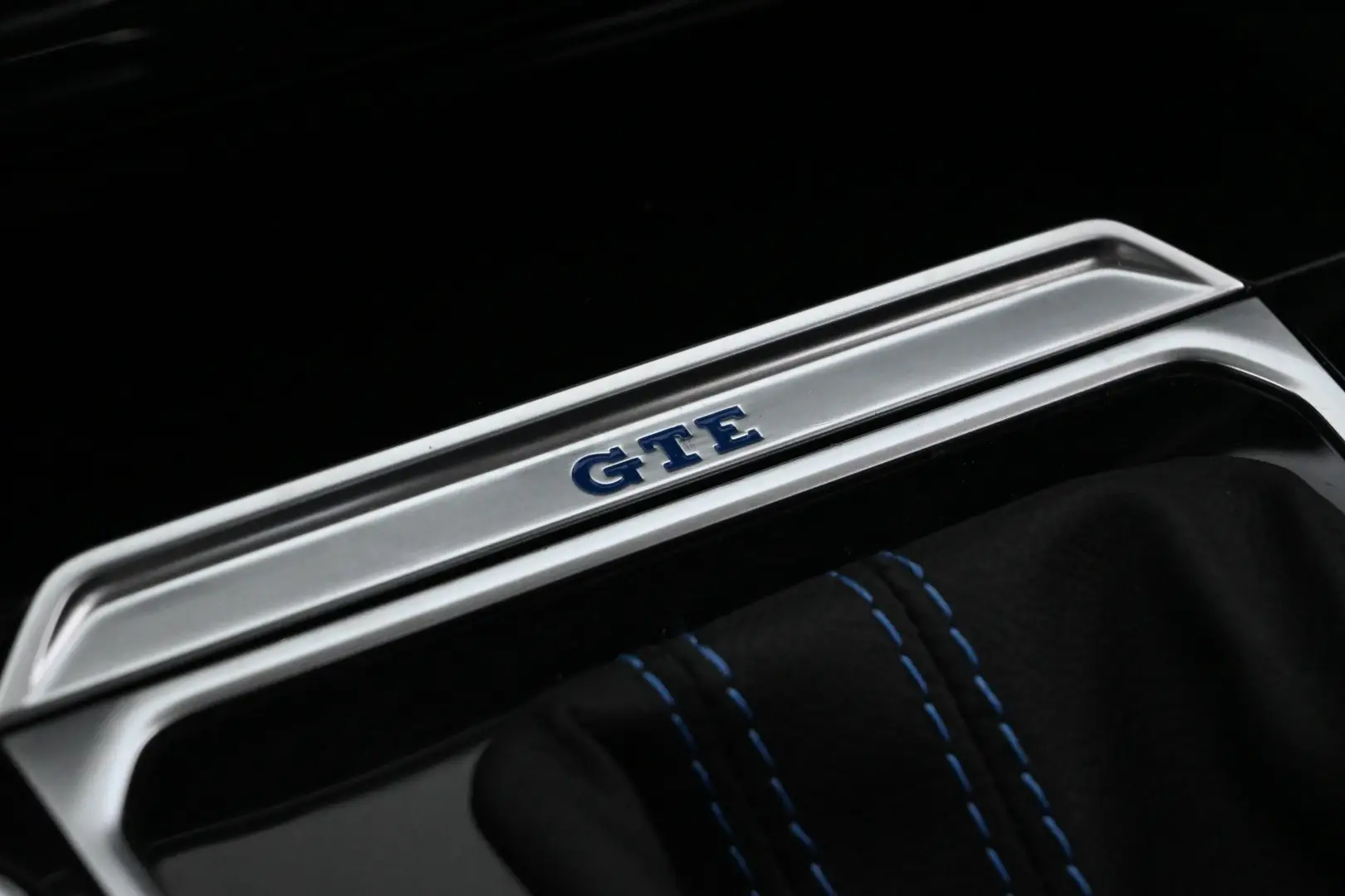 Car Image - 3Kfiu7oIfEuxYT8KgYBhAZ