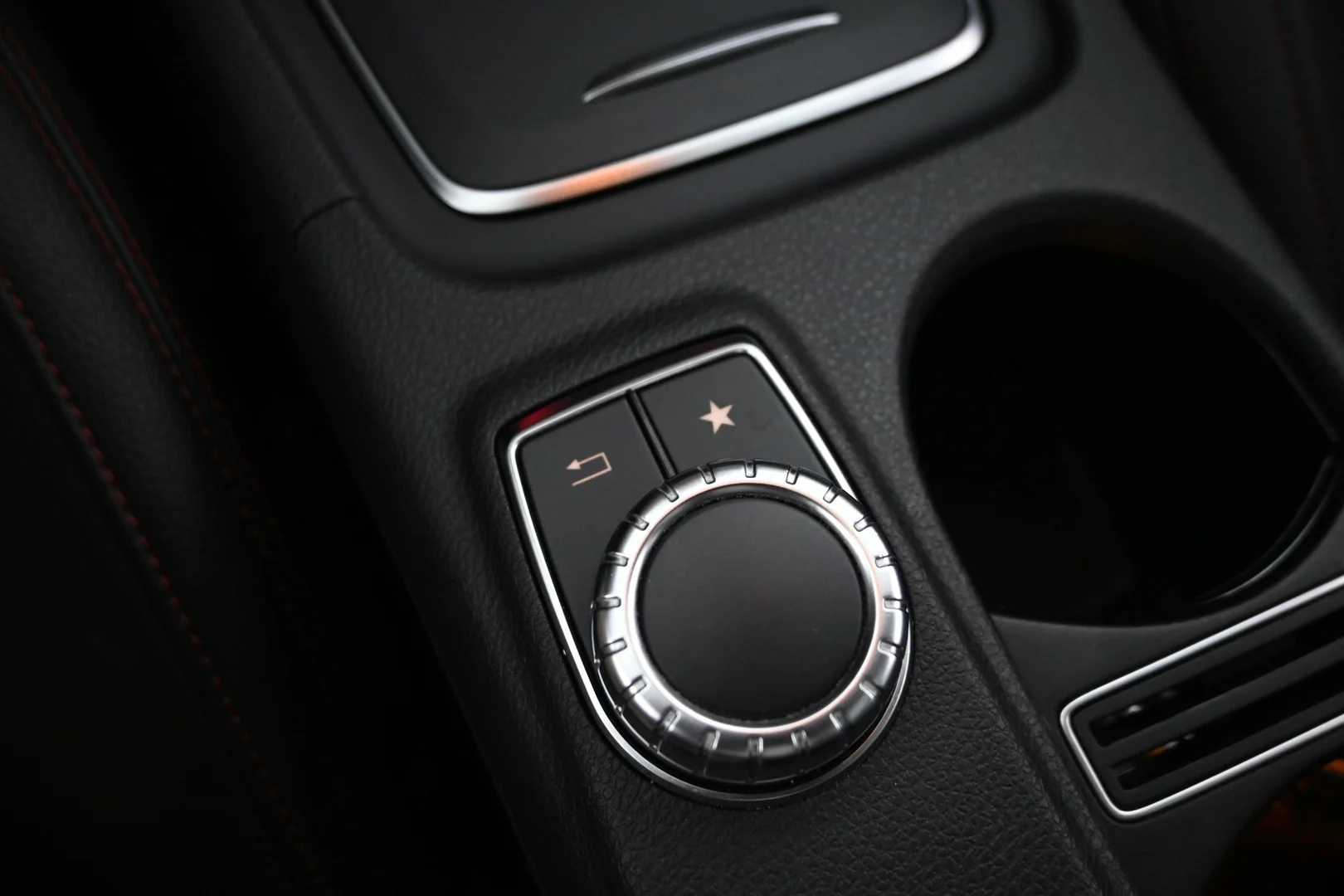 Car Image - 0d0X5v9xQsOZJfiD50Pxg