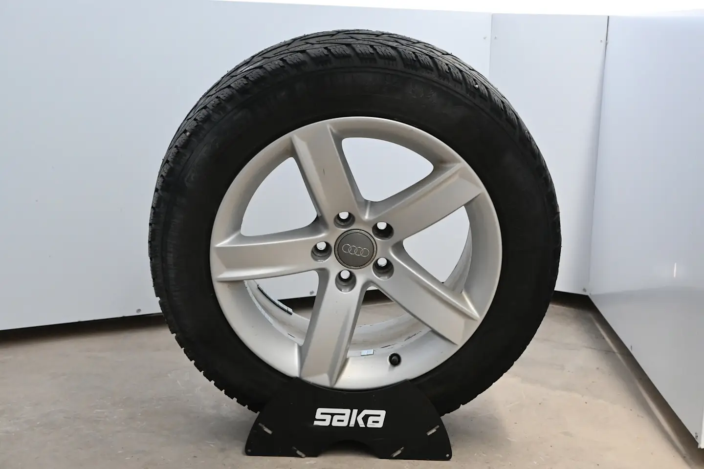 Car Image - 3d0oPXRVwC9kZD5oR6Y4dM