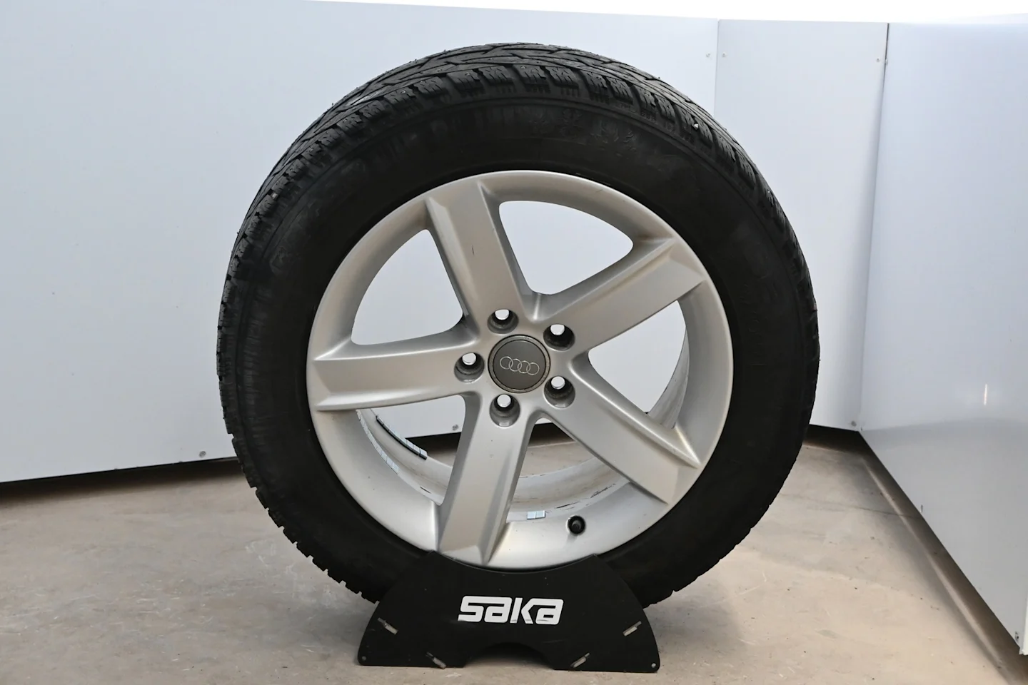 Car Image - 3d0oPXRVwC9kZD5oR6Y4dM