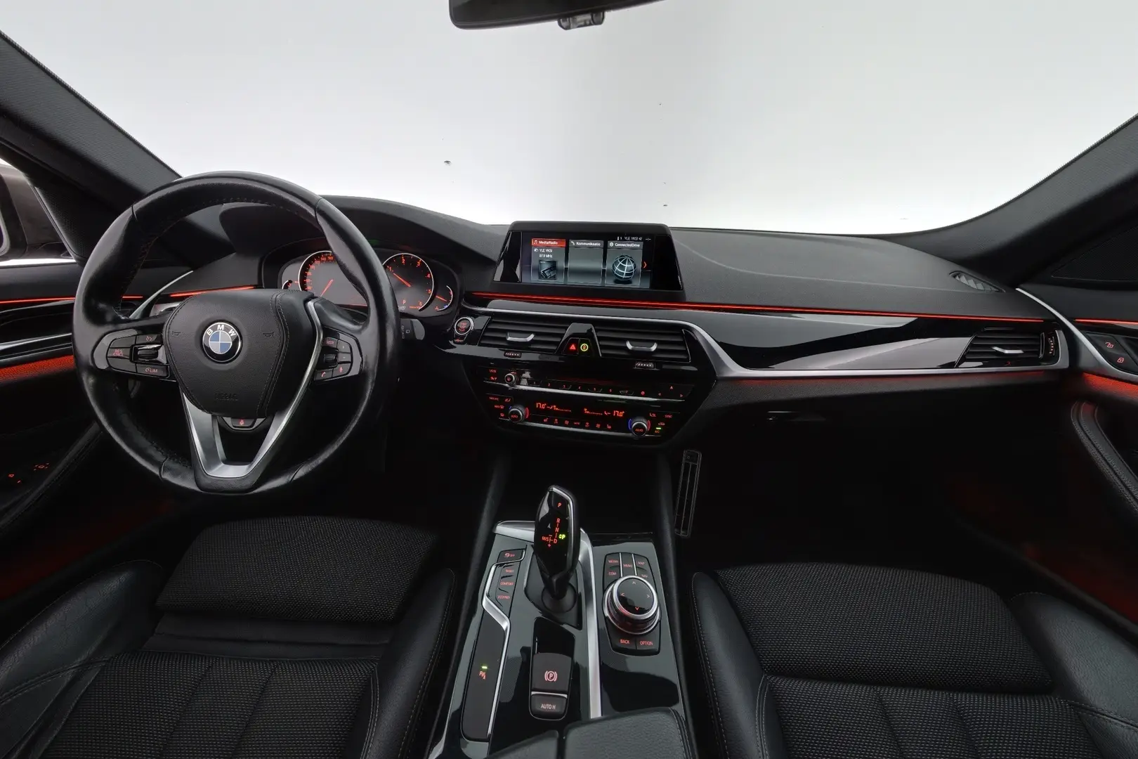 Car Image - 3BNxCmFfUFrczdYpAF295Y