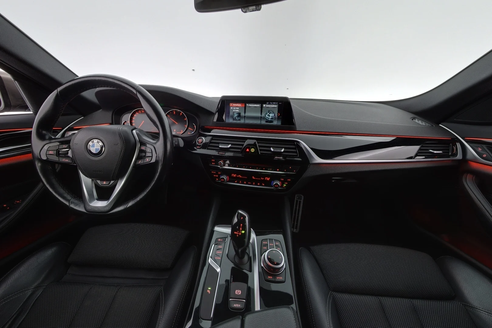Car Image - 3BNxCmFfUFrczdYpAF295Y