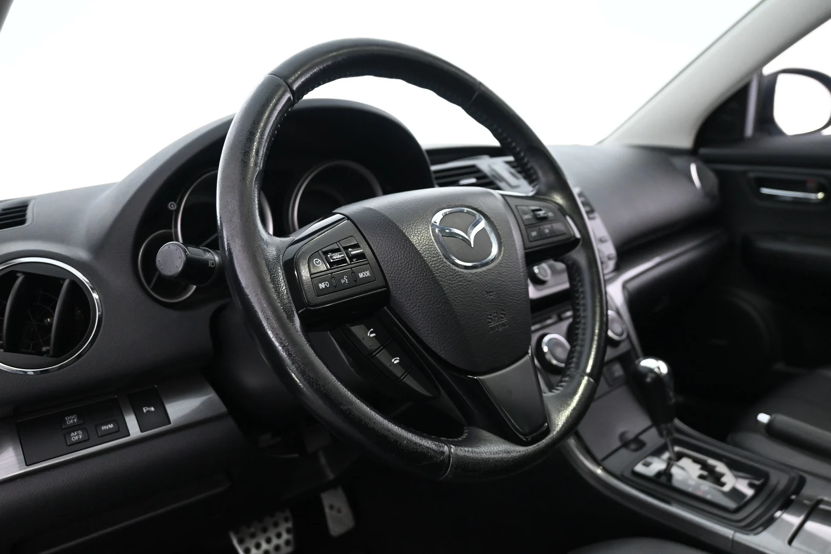 Car Image - 3D1HtpktqhJsjWaR3q4NGN