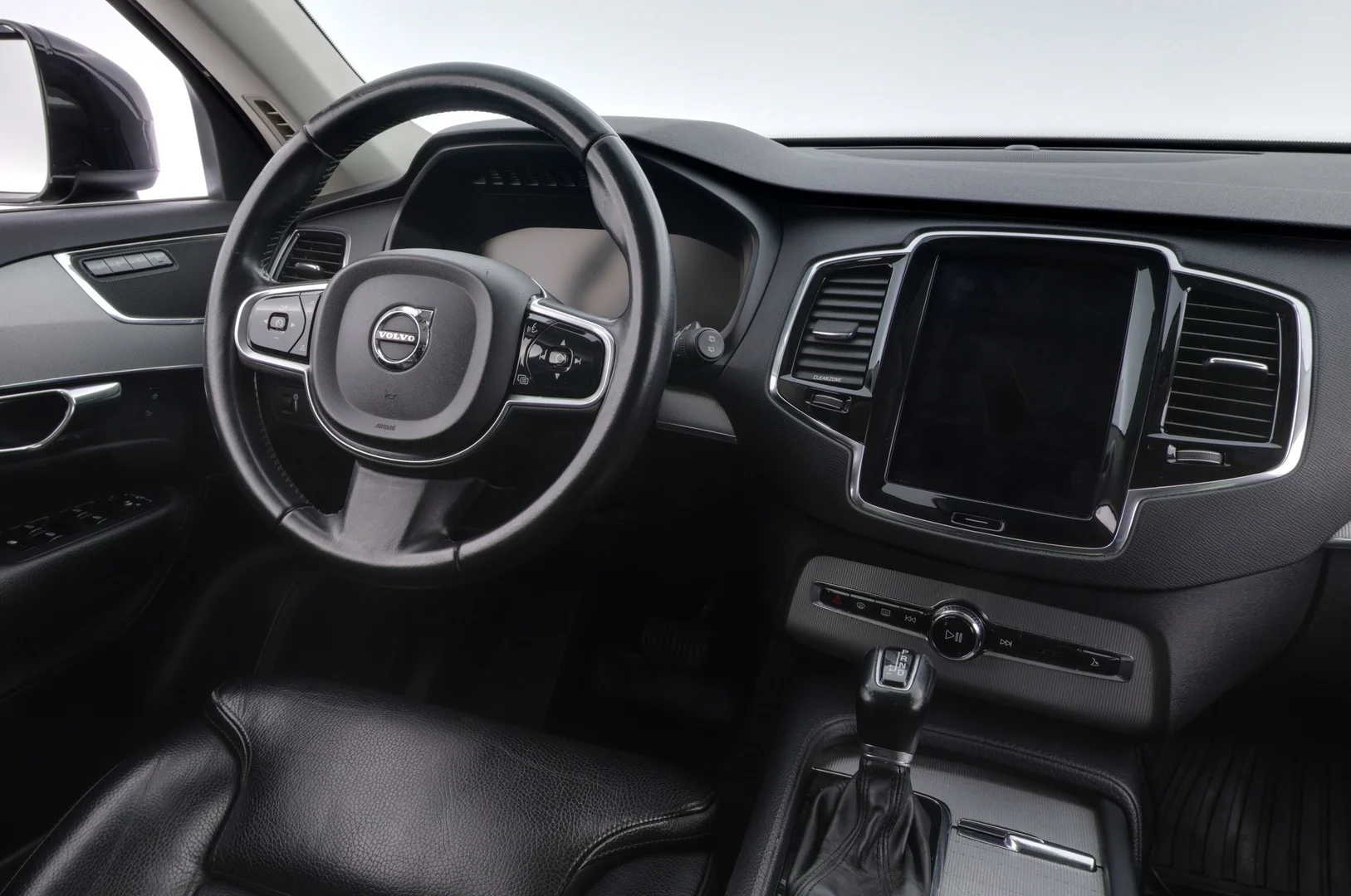 Car Image - u2XPAizXwWhnufjW9THcP