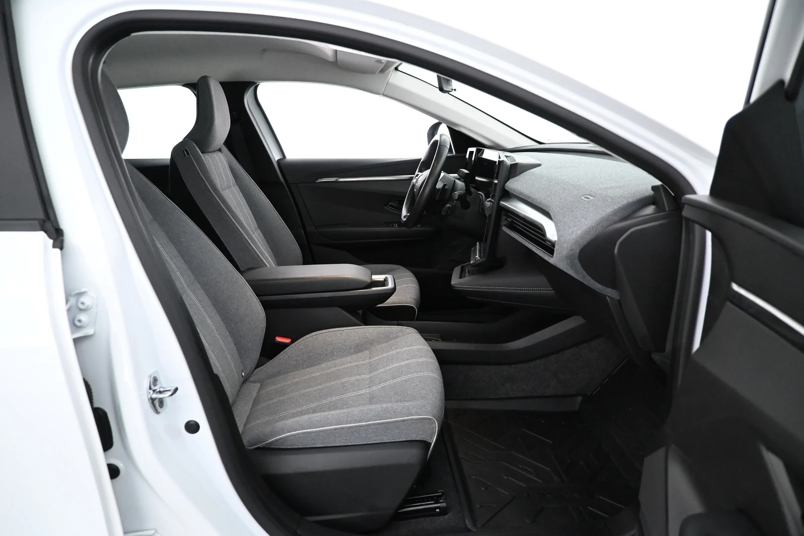 Car Image - 5ZmEXj9mIHNa2Bjp4QrRbp