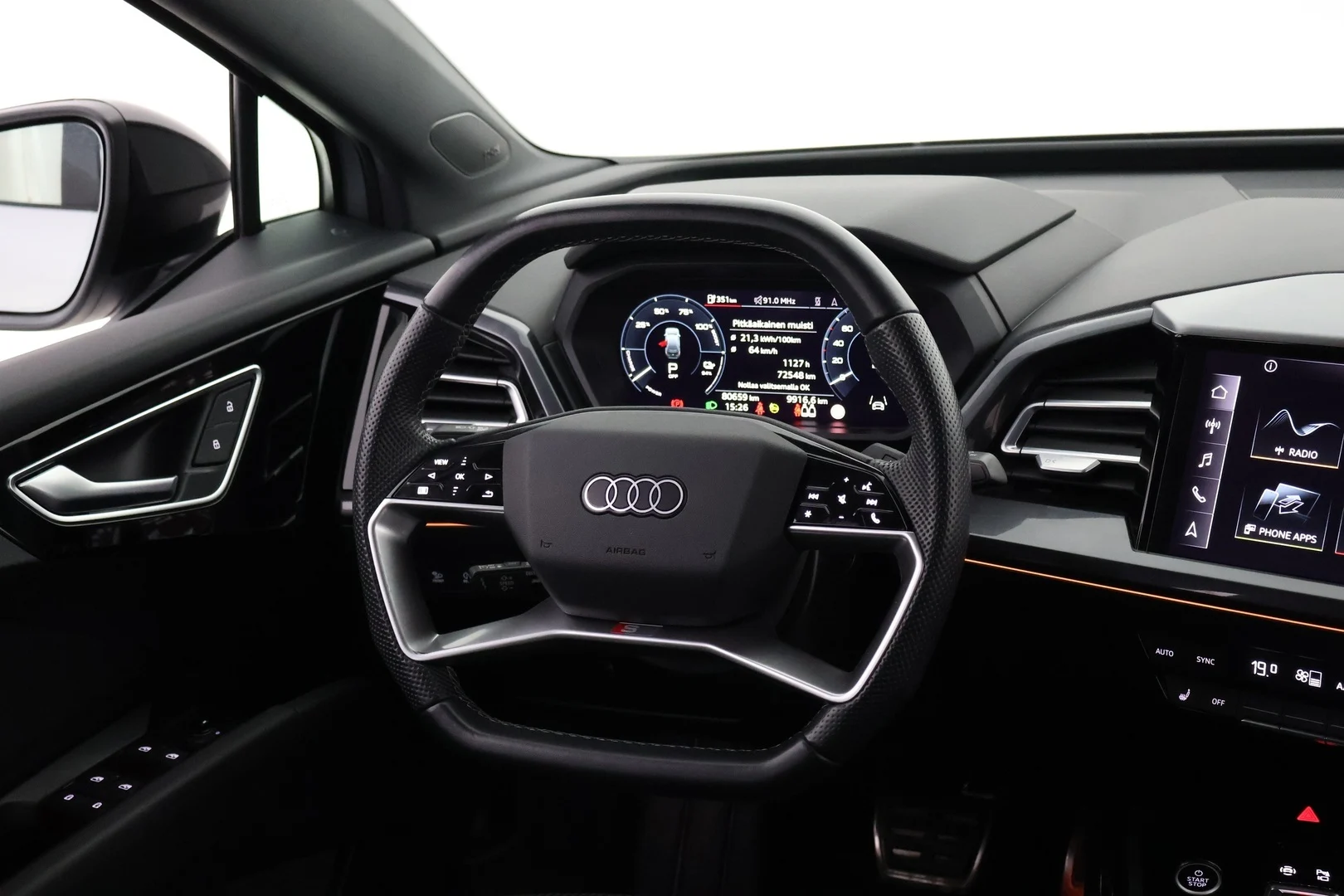 Car Image - 6cuuNZ3IuuTVaohAt8hWCa