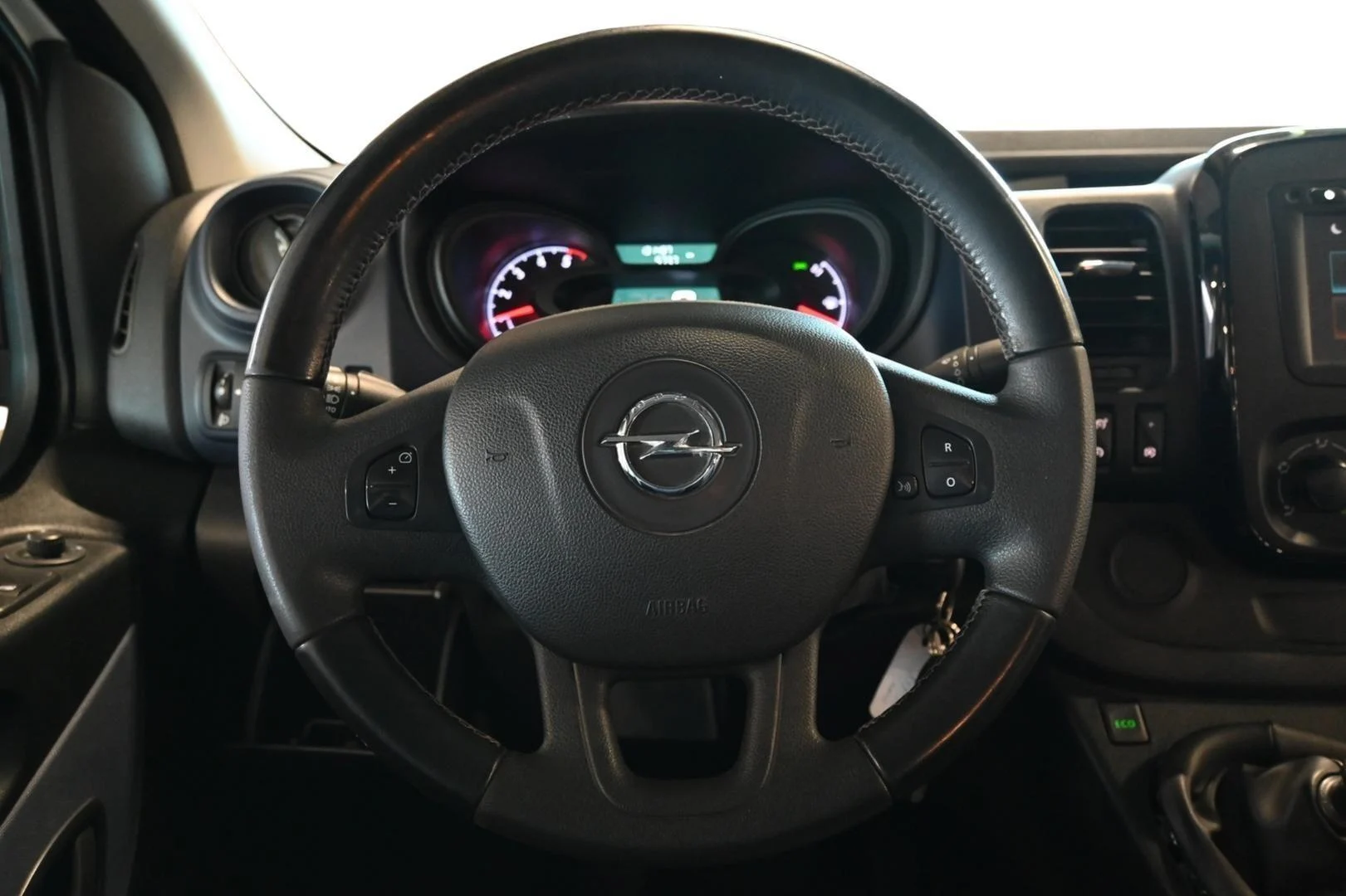 Car Image - 4qhEZQ710CPyITQjn7afU1